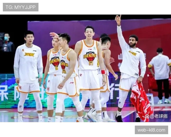 青岛12胜5负稳居前五 年轻阵容深度塑造黑马本色